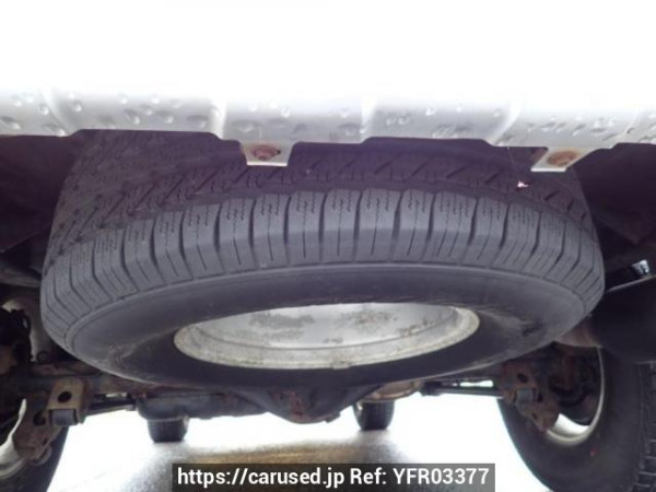Used 2005 AT toyota hilux-surf TRN215W Image[35]