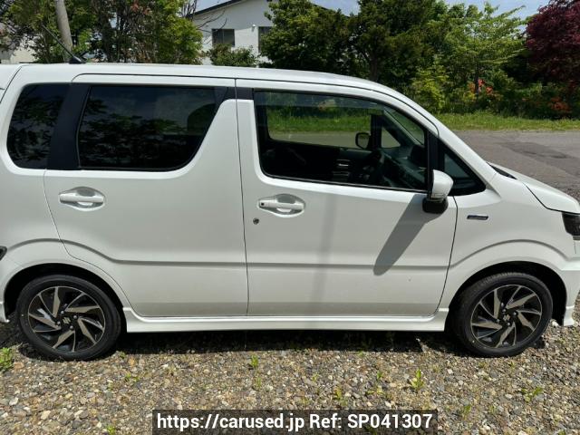 Buy Used 2026 Suzuki WAGON R Custom Z MH95S (SP041307) - Carused.jp