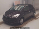 Toyota Vitz NHP130