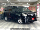 Toyota Noah ZRR70W