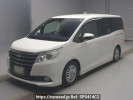 Toyota Noah ZRR80G