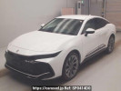 Toyota Crown Crossover AZSH35