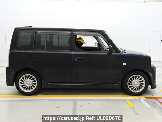 Buy Used 2000 Toyota bB NCP31 (UL00D67C) - Carused.jp