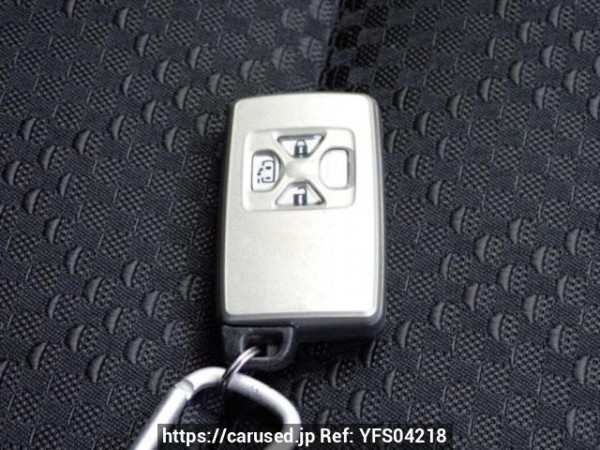 Used 2007 AT toyota noah ZRR70W Image[29]