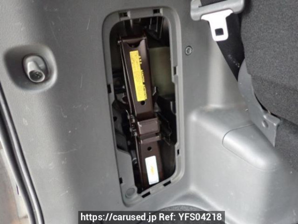 Used 2007 AT toyota noah ZRR70W Image[39]
