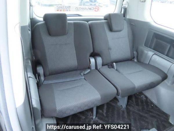 Used 2007 AT toyota noah ZRR70W Image[22]