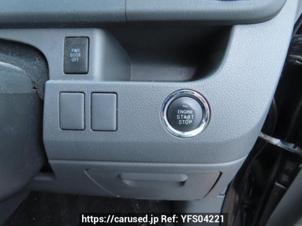 Used 2007 AT toyota noah ZRR70W Image[33]