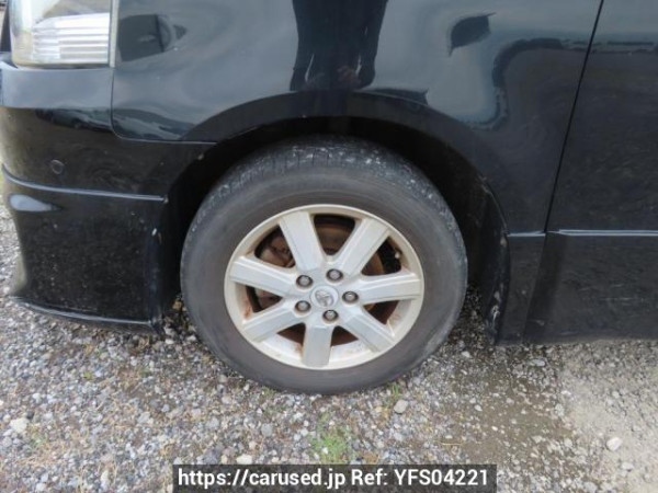 Used 2007 AT toyota noah ZRR70W Image[37]