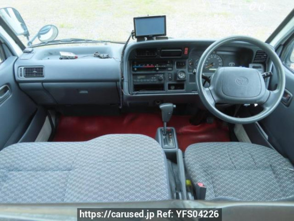 Used 2000 AT toyota hiace-van RZH102V Image[21]