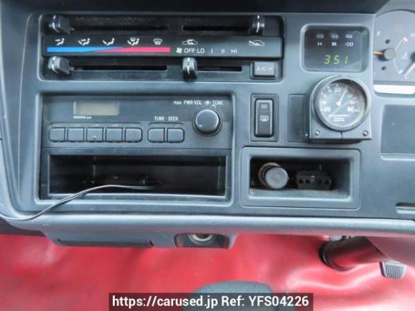 Used 2000 AT toyota hiace-van RZH102V Image[27]