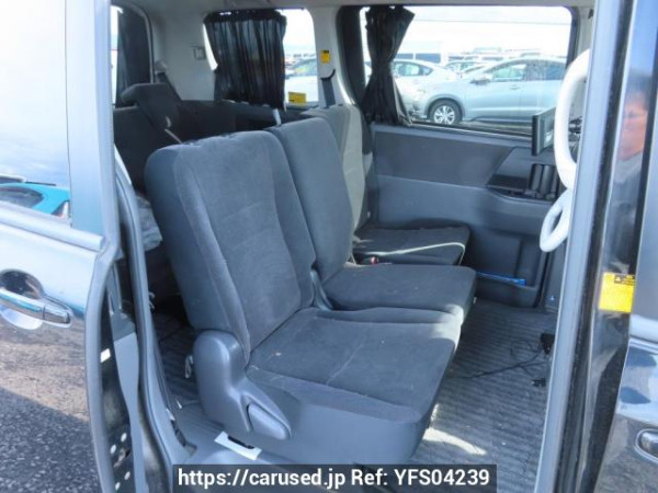 Used 2008 AT toyota noah ZRR70G Image[14]
