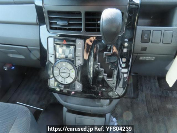 Used 2008 AT toyota noah ZRR70G Image[22]