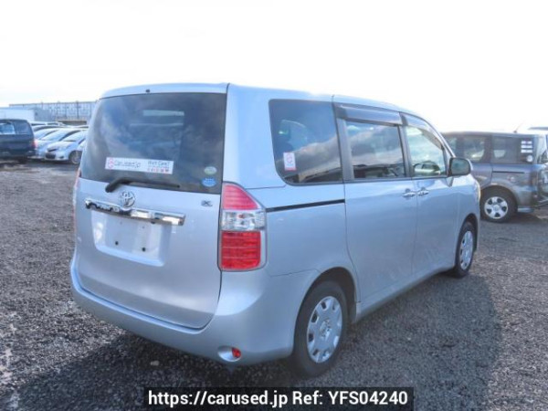 Used 2010 AT toyota noah ZRR70G Image[6]