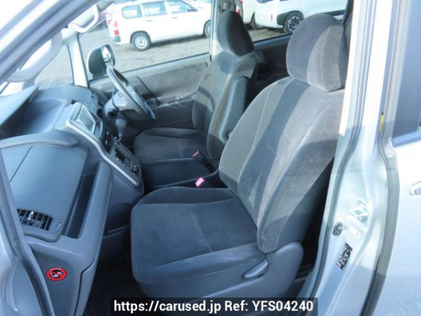 Used 2010 AT toyota noah ZRR70G Image[12]