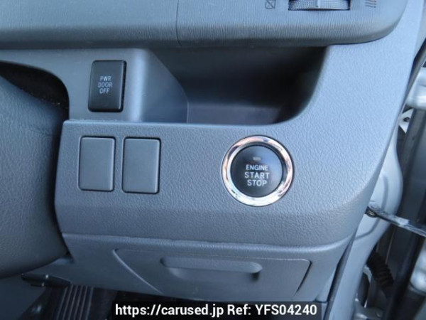 Used 2010 AT toyota noah ZRR70G Image[24]