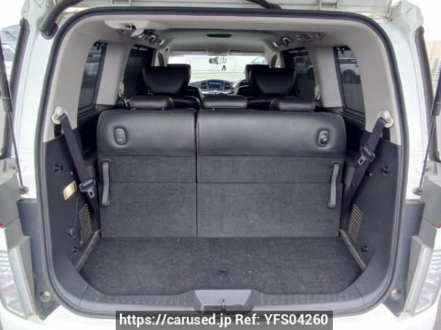 Buy Used 2011 Nissan Elgrand TE52 (YFS04260) - Carused.jp