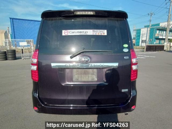 Used 2013 AT toyota noah ZRR70G Image[5]
