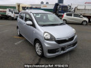 Daihatsu Mira e:S LA300S