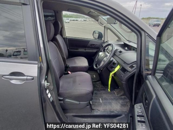 Used 2010 AT toyota noah ZRR75G Image[12]