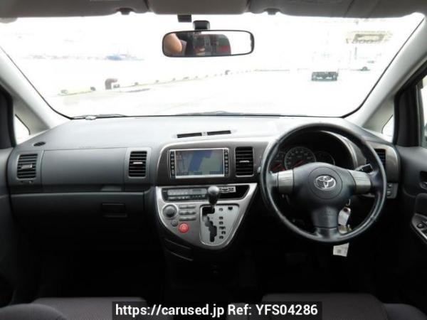 Used 2004 AT toyota wish ZNE10G Image[18]