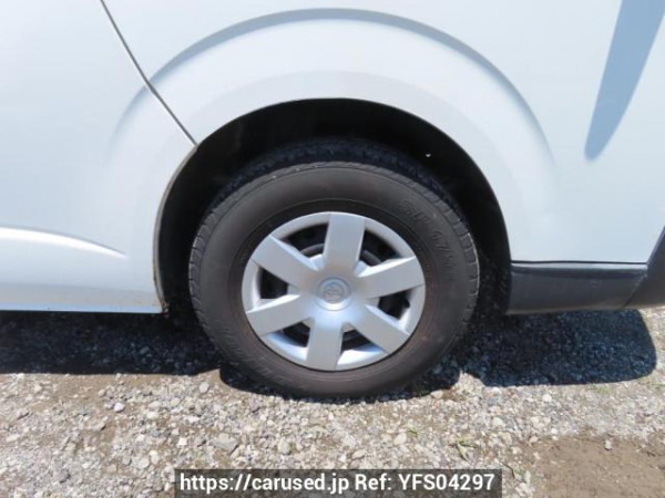 Used 2005 AT toyota hiace-van KDH200V Image[32]
