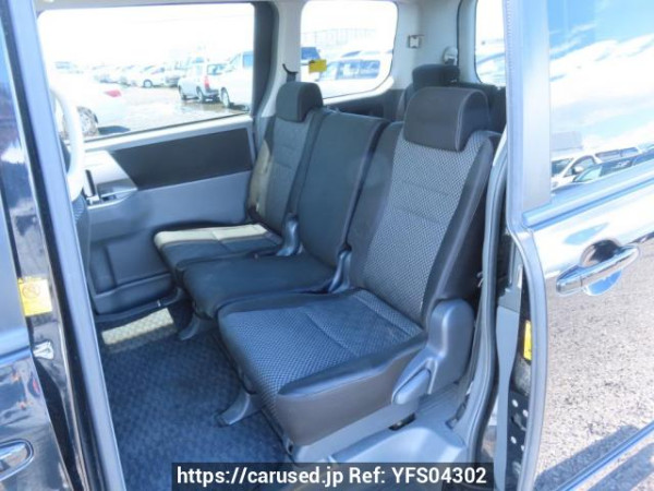 Used 2009 AT toyota noah ZRR70W Image[18]