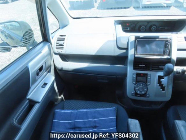 Used 2009 AT toyota noah ZRR70W Image[22]