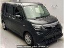 Toyota Roomy M900A