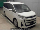 Toyota Noah ZWR90W