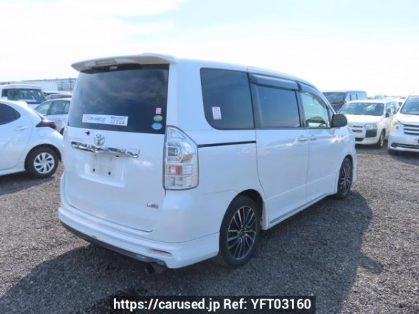 Used 2013 AT toyota voxy ZRR70W Image[6]