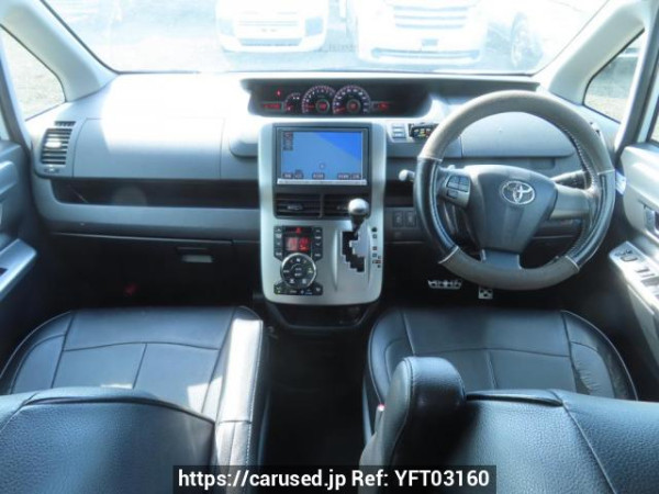 Used 2013 AT toyota voxy ZRR70W Image[23]