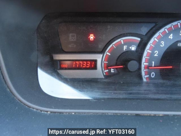 Used 2013 AT toyota voxy ZRR70W Image[28]