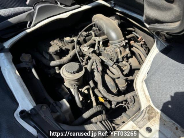 Used 2004 AT toyota regiusace-van TRH112V Image[5]