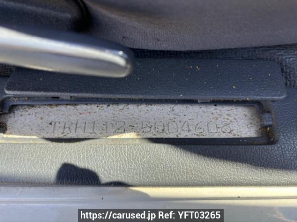 Used 2004 AT toyota regiusace-van TRH112V Image[6]