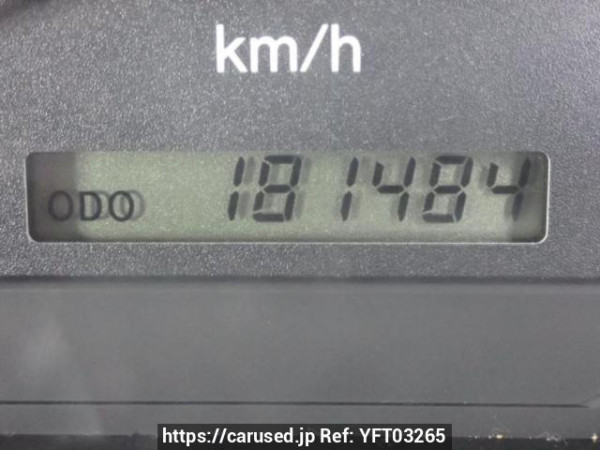 Used 2004 AT toyota regiusace-van TRH112V Image[23]