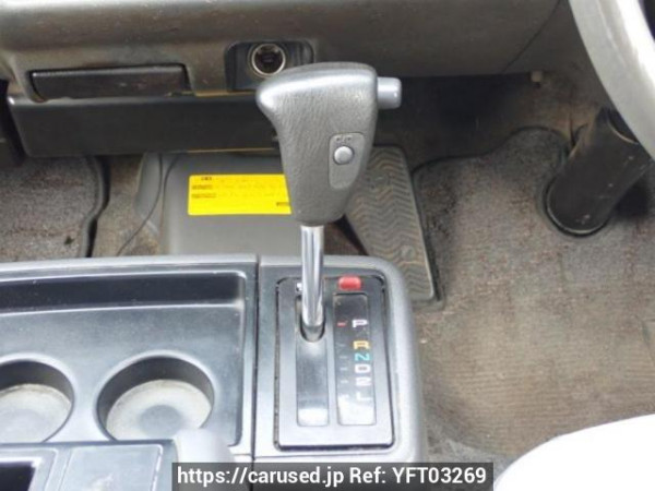 Used 2003 AT toyota hiace-van TRH112V Image[20]