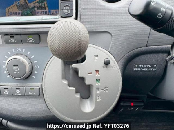 Used 2005 AT toyota sienta NCP81G Image[27]