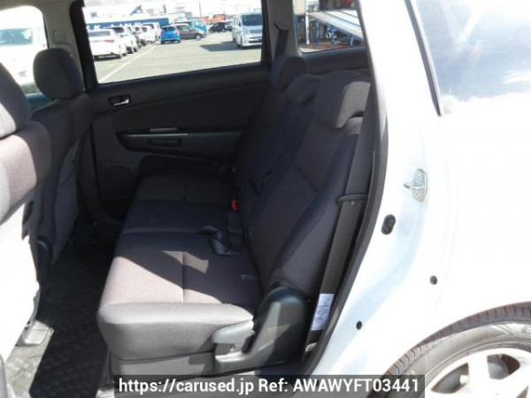 Used 2004 AT toyota wish ZNE10G Image[16]