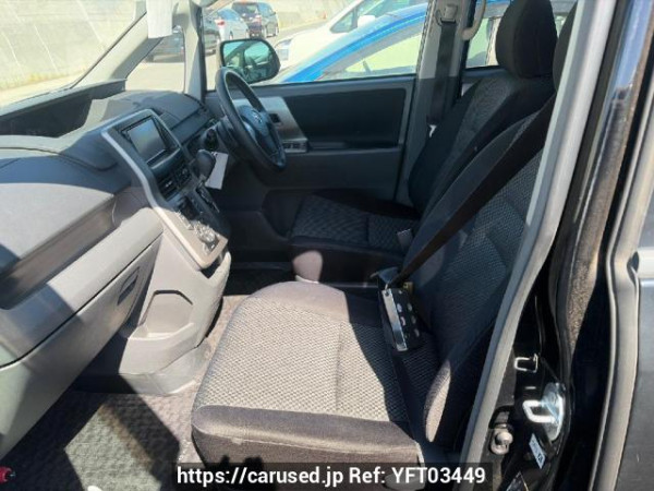 Used 2008 AT toyota noah ZRR70W Image[10]