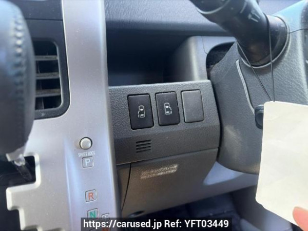 Used 2008 AT toyota noah ZRR70W Image[16]