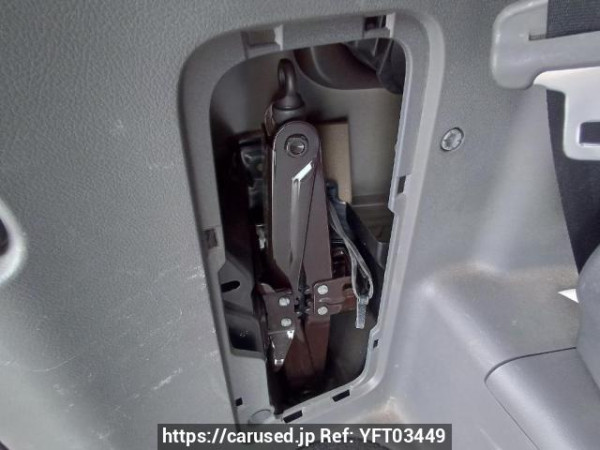Used 2008 AT toyota noah ZRR70W Image[44]