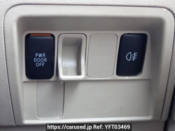 Used 2004 AT toyota raum NCZ25 Image[25]