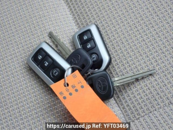 Used 2004 AT toyota raum NCZ25 Image[26]