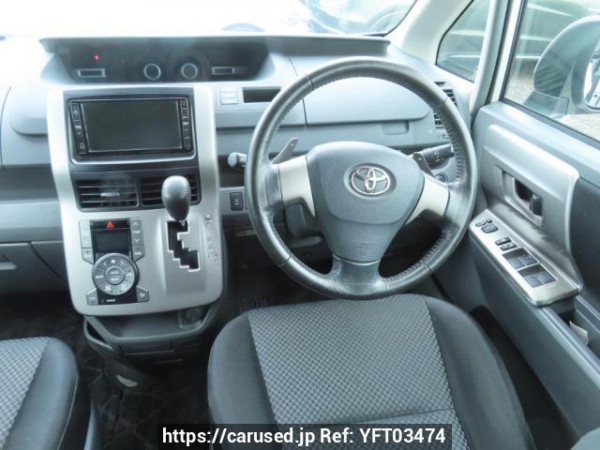 Used 2008 AT toyota noah ZRR70W Image[24]