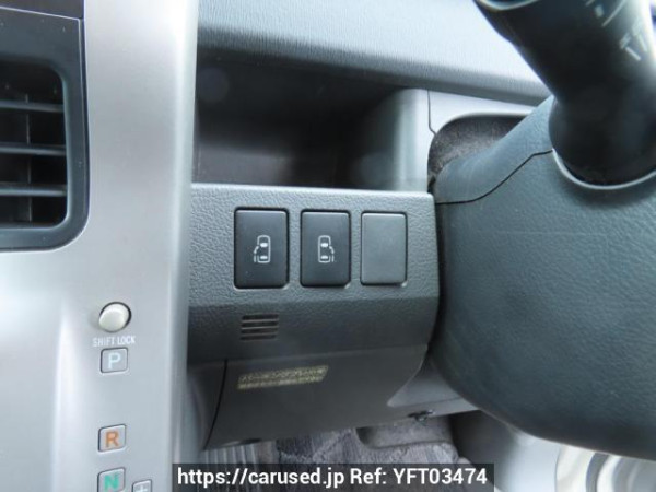 Used 2008 AT toyota noah ZRR70W Image[30]
