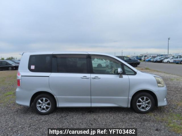 Used 2009 AT toyota noah ZRR70W Image[7]