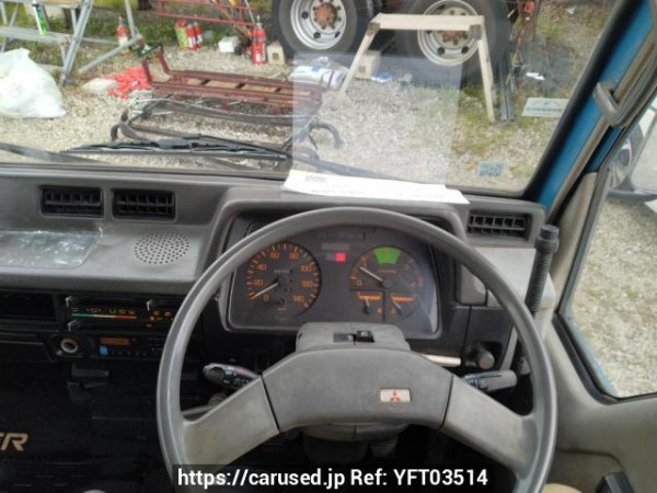 Used 1993 MT mitsubishi canter FE305BD Image[18]