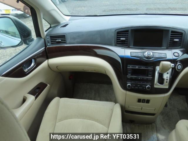 Used 2011 AT nissan elgrand TE52 Image[23]