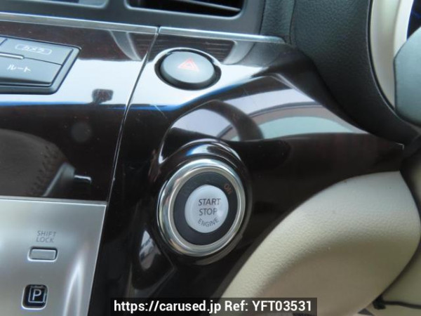 Used 2011 AT nissan elgrand TE52 Image[32]