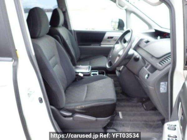 Used 2009 AT toyota noah ZRR70W Image[13]